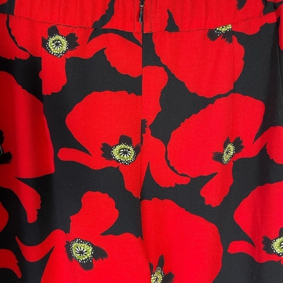 Eloquii Floral Asymmetrical Hem Skirt Red/Black Plus size 22 - Picture 7 of 12